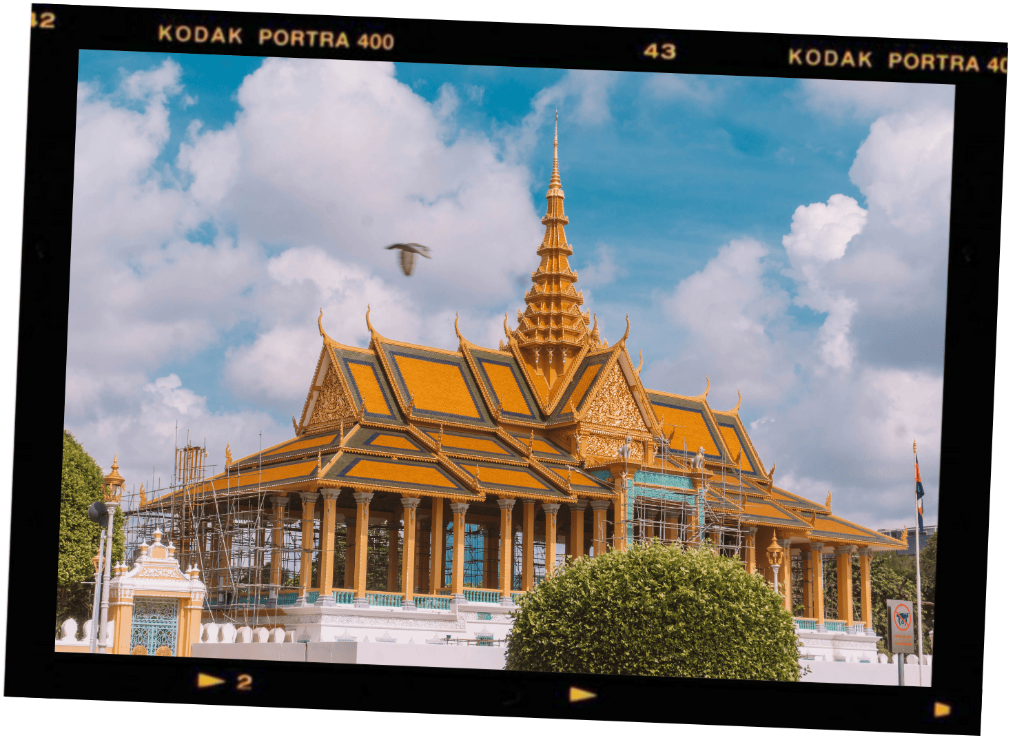 things to do phnom penh palace of cambodia